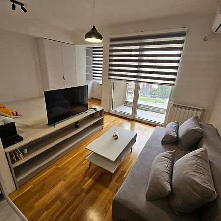 Milo Apartment Скопие Екстериор снимка