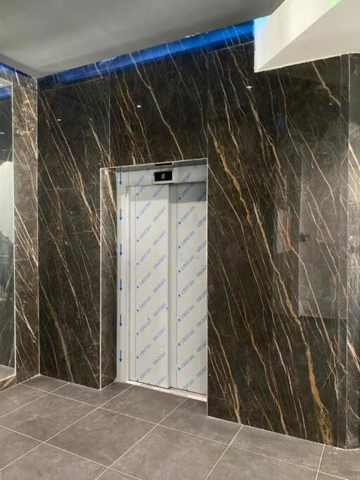 Milo Apartment Скопие Екстериор снимка