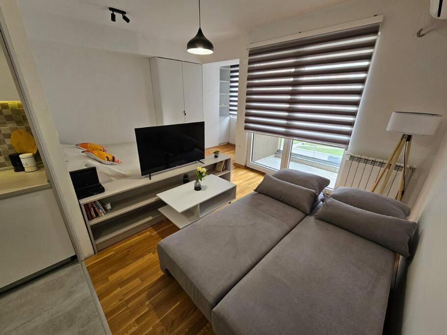 Milo Apartment Скопие Екстериор снимка